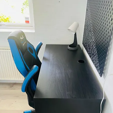 And Cozy Family House At Center Βίλα *