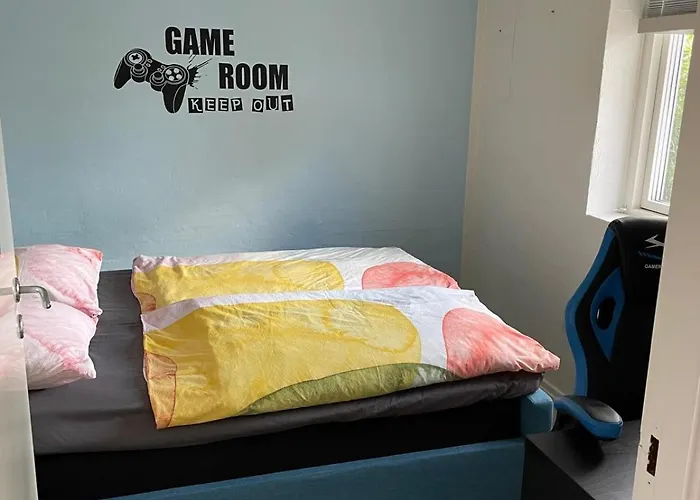 And Cozy Family House At Center Villa *