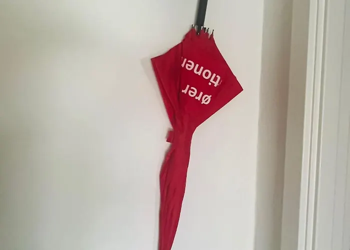 And Cozy Family House At Center Villa